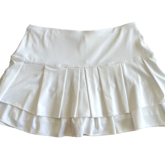 LUCKY IN LOVE Size Large White Pull-On Tiered Pleated Elastic Waist Skort NWT - Picture 3 of 8